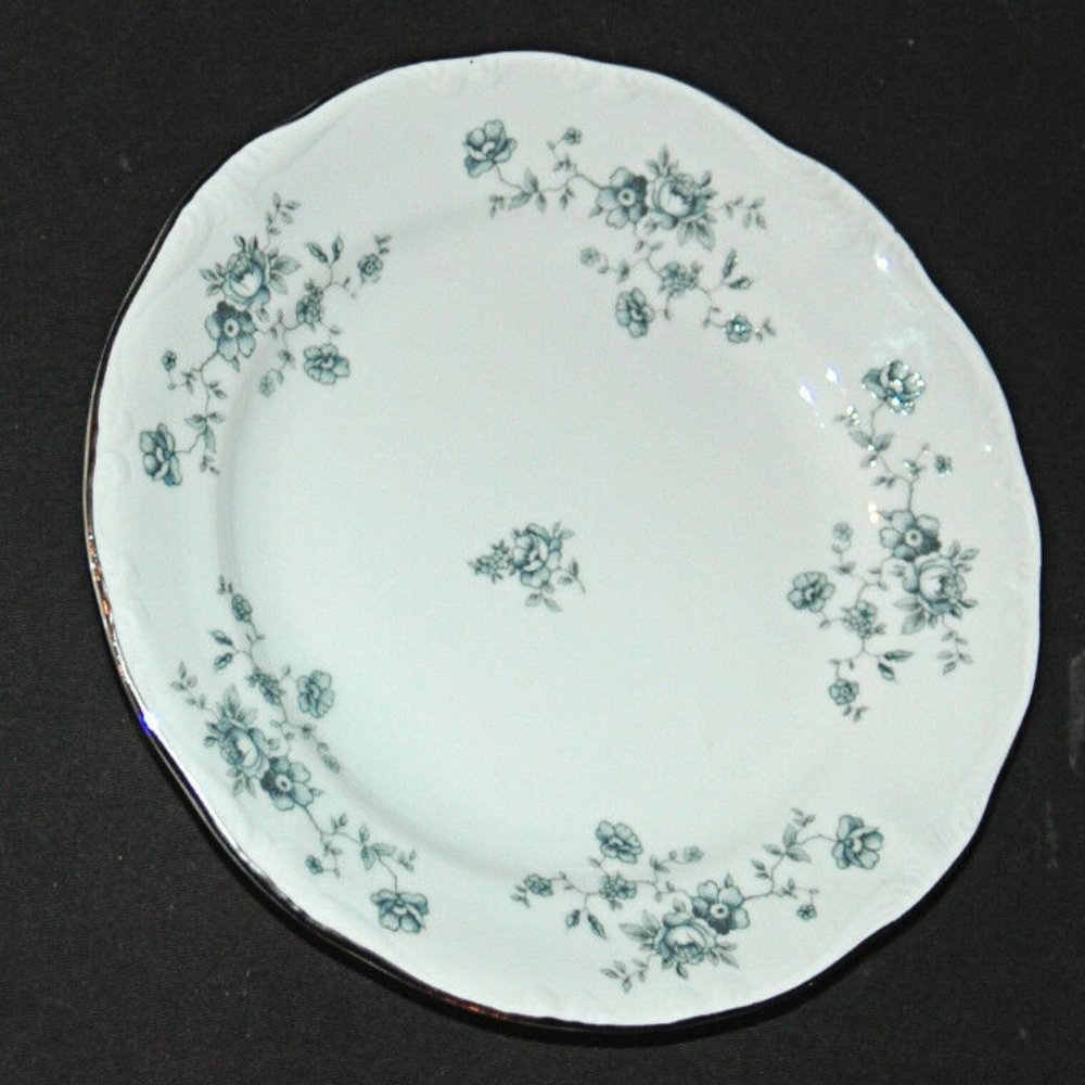 German Johann Haviland Bavaria Germany 2 Cups 2 Saucers EUC - Picture 7 of 9